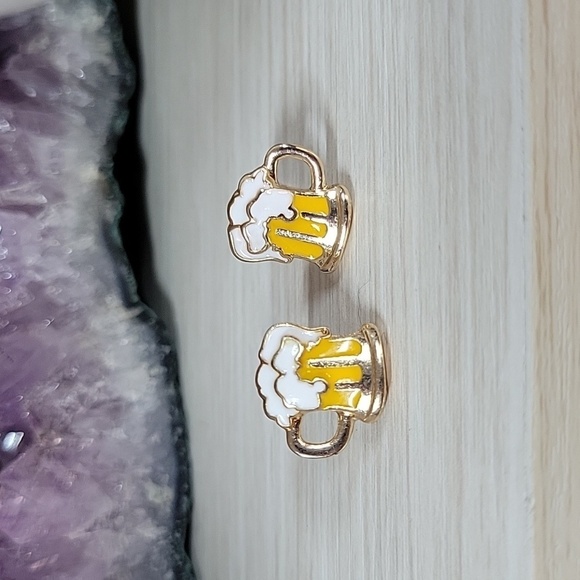 Draft Beer Oktoberfest Stud Earrings, unisex - Picture 5 of 6